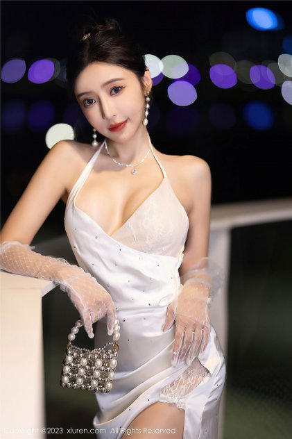 美女的屁股视频网站海报