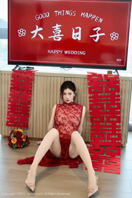 美女视频黄频大全大胸免费海报