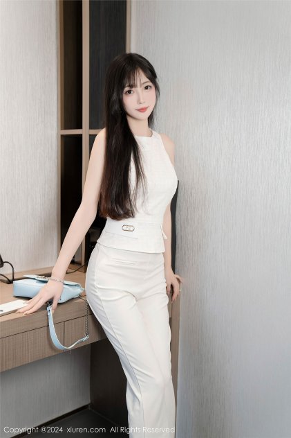 2014人人妻人人操海报