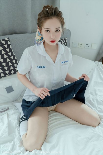 美女隐私视频播放免费海报