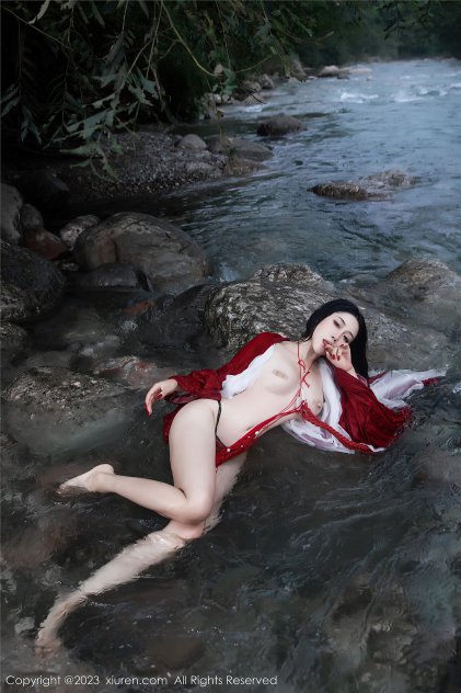 欧美日韩短视频海报